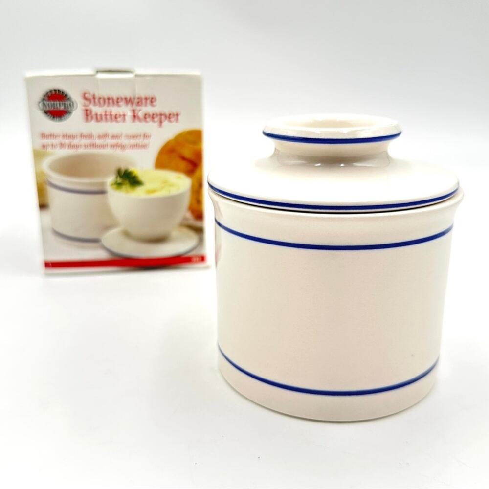 NEW Norpro 284 Large Stoneware Ceramic Blue & White Butter Keeper Dish Crock 4"